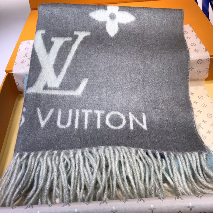 Louis Vuitton Scarf LV00034